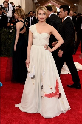 Звезды на красной дороже Met Gala