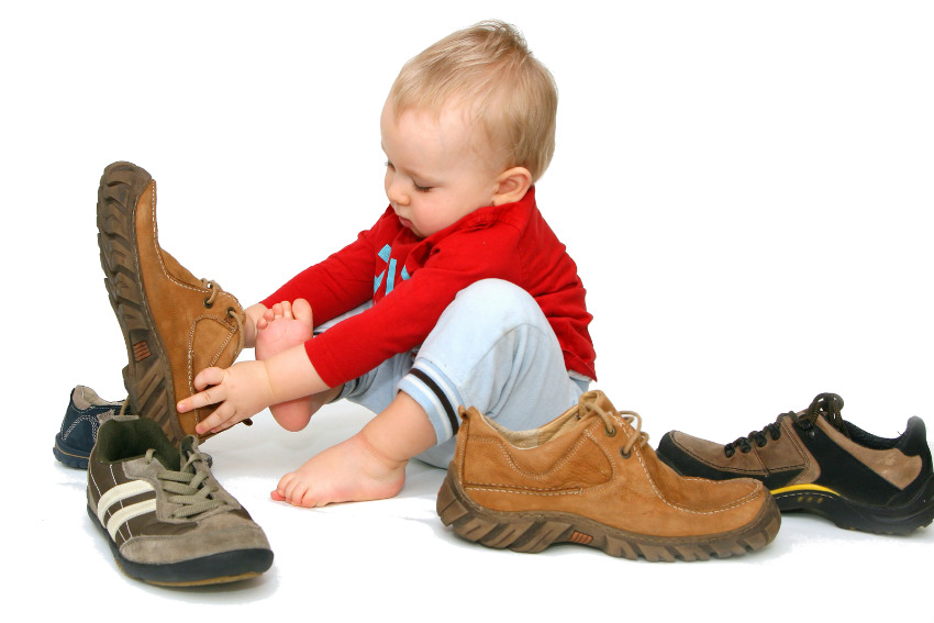 Как правильно выбрать размер детской обуви